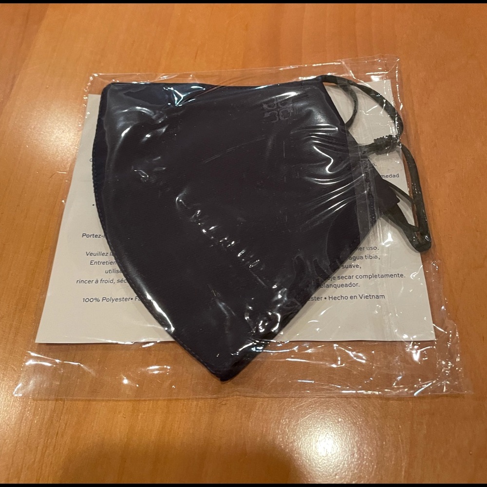 Tory Burch Face Mask